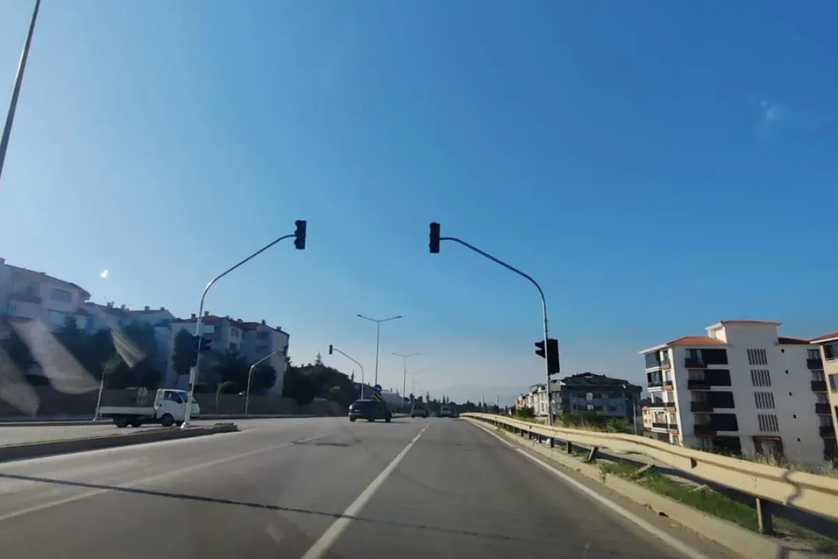 Trafik ışığı ile çözüm buldular