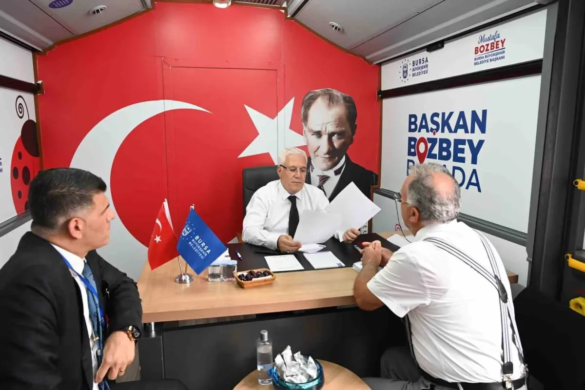 Türkiyede ilk...Büyükşehir Belediye Başkanı makamını ilçeye taşıdı