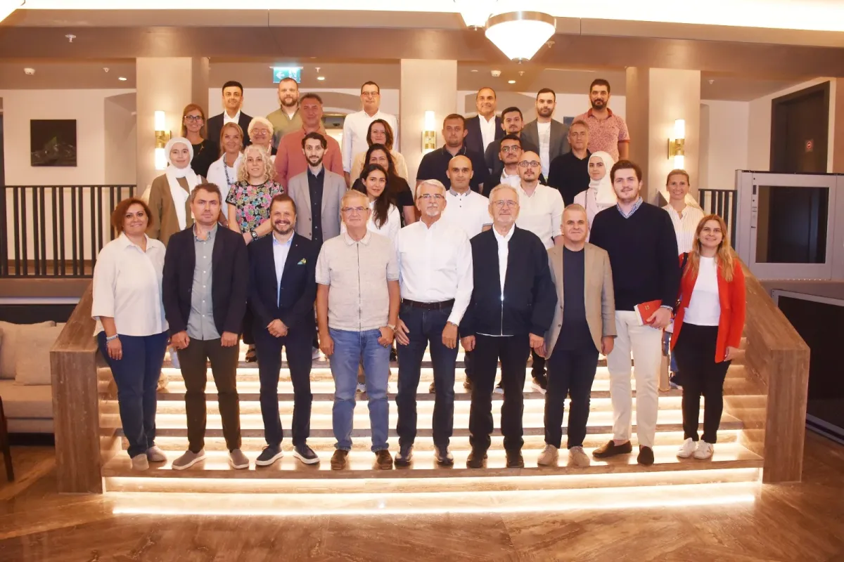 Ortak akılla geleceğe yürüyoruz