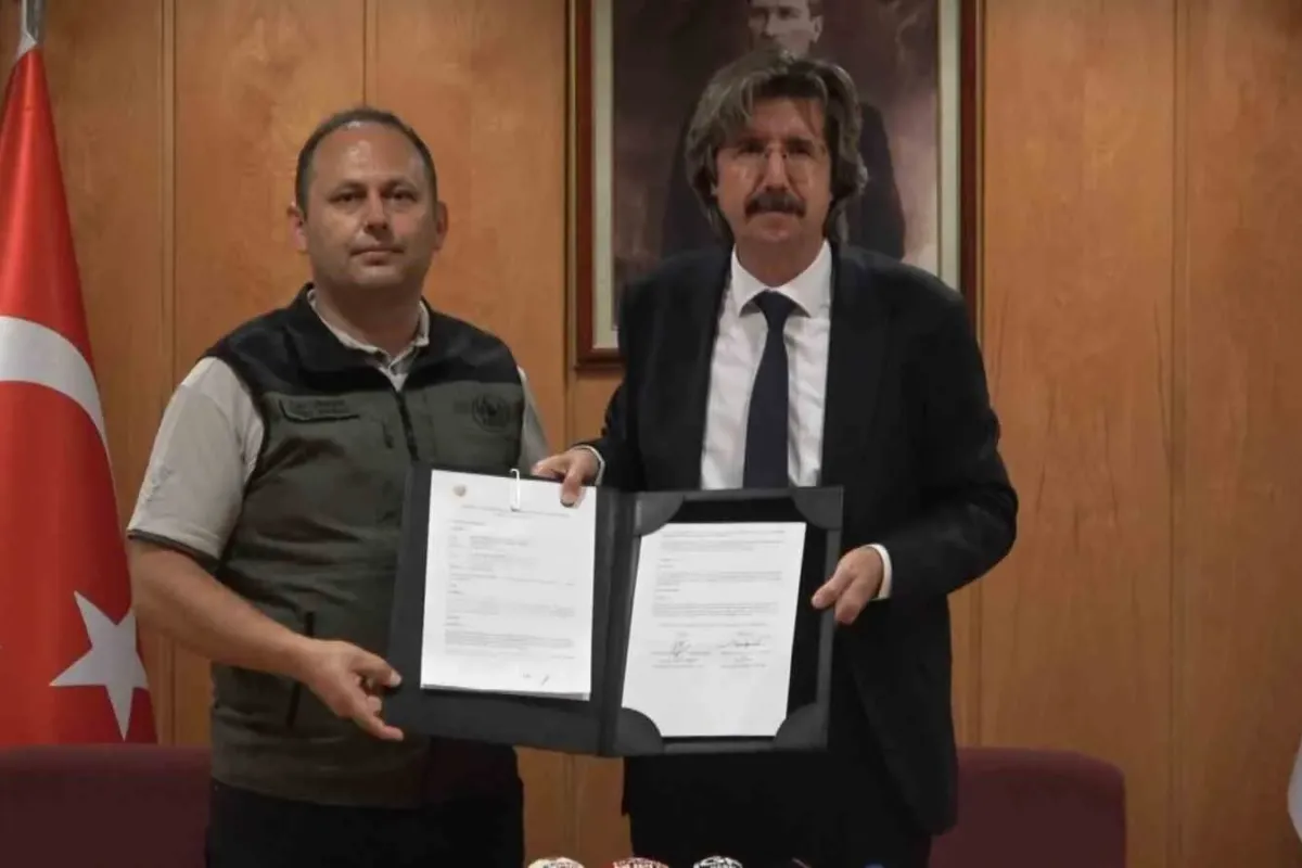 Bursa Uludağ Üniversitesinde yanan alanların ağaçlandırılması için protokol imzalandı