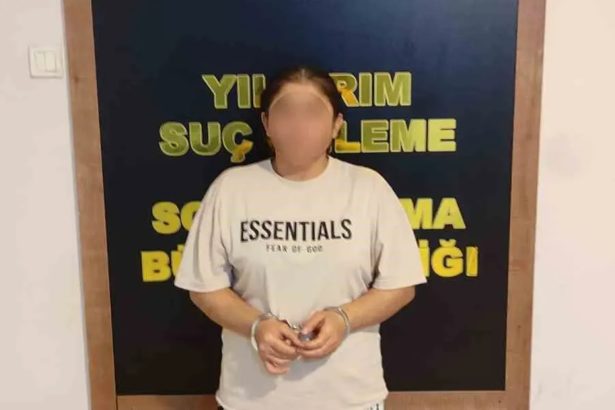 Kadın hırsız, kendisini yakalayacak polis memuru ile Adanadan Bursaya kadar yolculuk yaptı