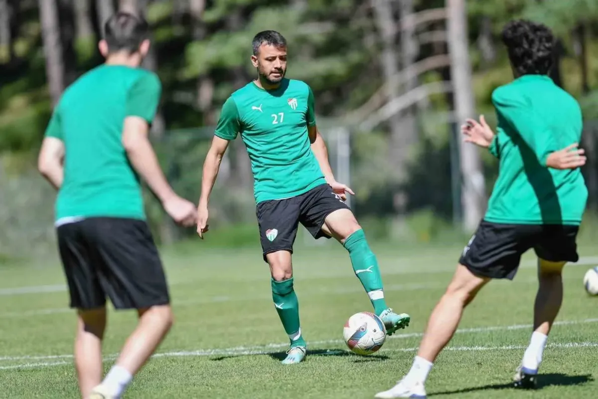 Bursasporda yeni sezon hazırlıkları devam ediyor