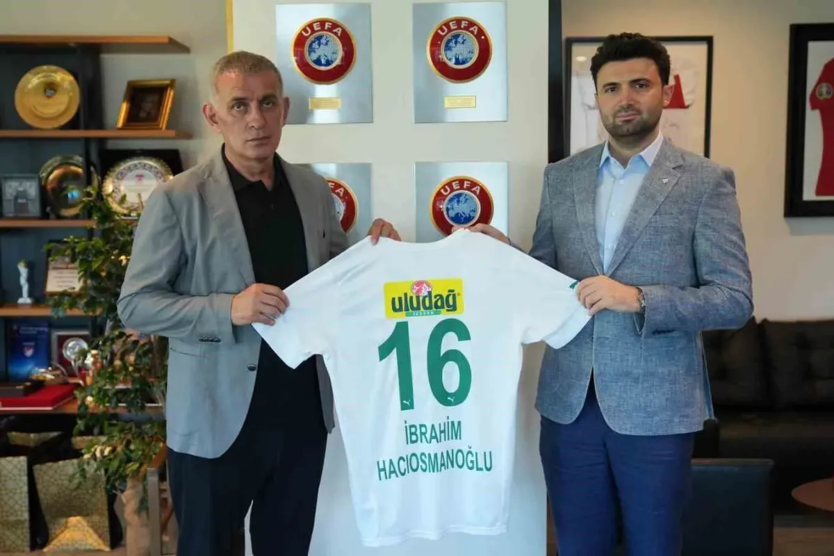 Bursaspor Başkanı Enes Çelik, TFF Başkanı İbrahim Hacıosmanoğlunu ziyaret etti