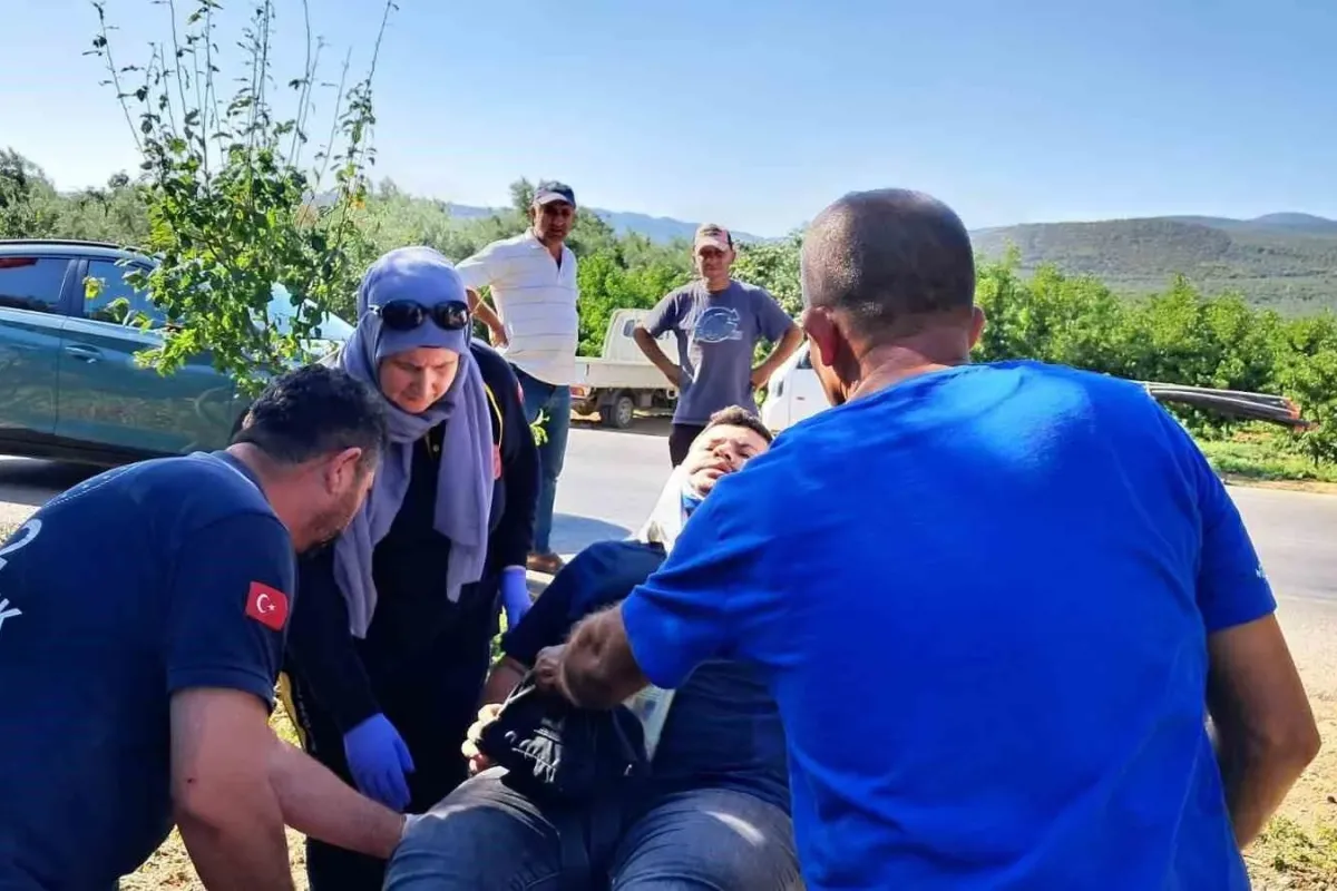 Kontrolden çıkan otomobil sebze tezgahına çarptı