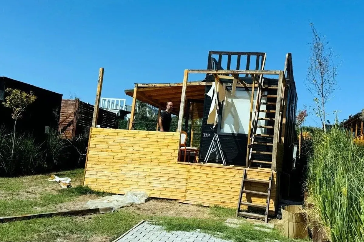 Mudanyada tarım arazilerindeki Tiny Houselar yıkılıyor