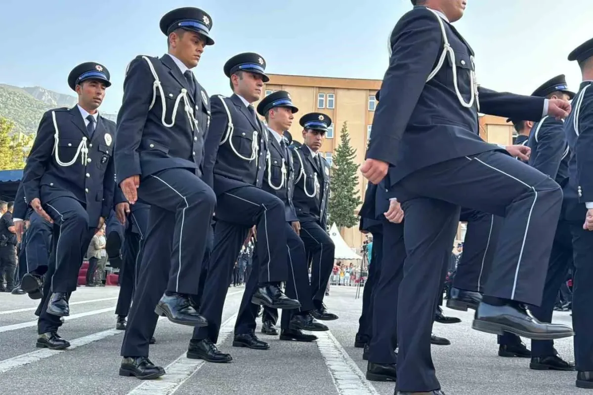 Bursa POMEM mezunlarını verdi