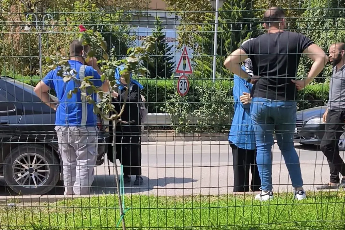 İnegöl'de Zincirleme Kaza: 3 Araç Hasar Gördü