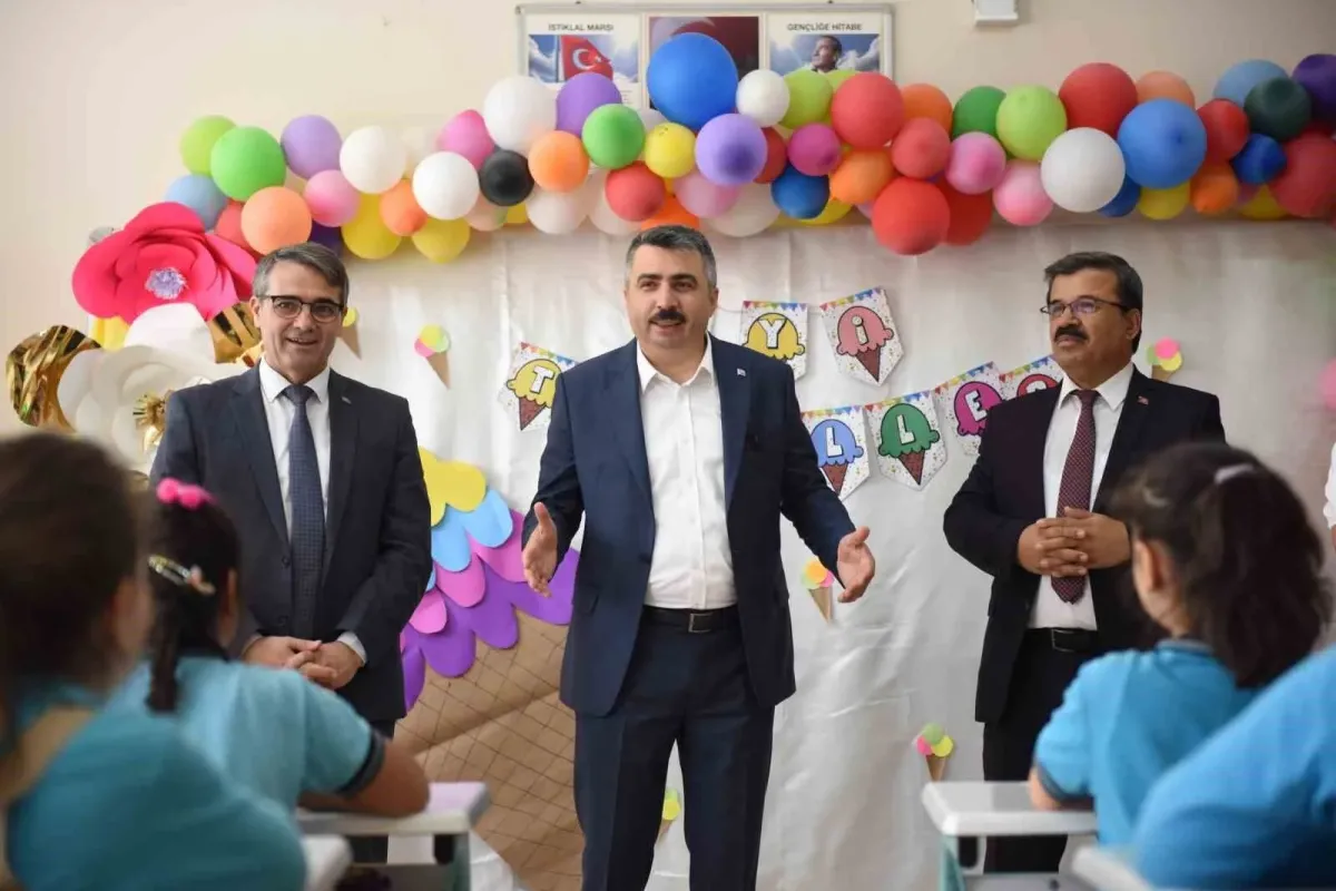 Yıldırımda esnafa da aileye de destek
