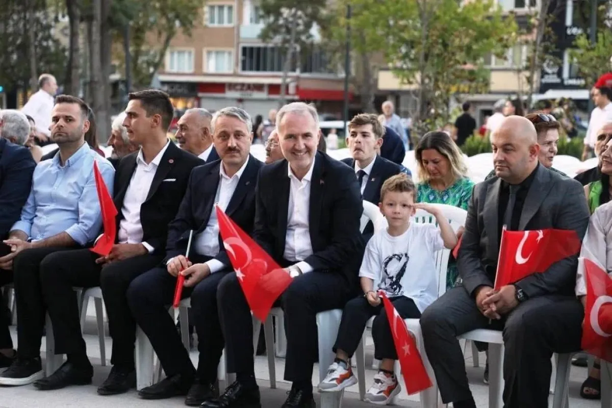 İnegölde kurtuluş coşkusu sokaklara taşındı