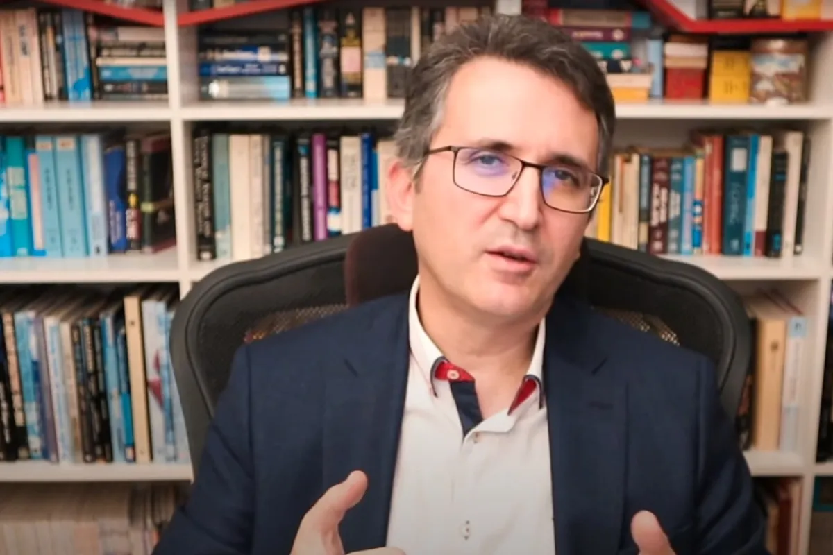 Tunç Şatıroğlu Hakkında Bilmeniz Gerekenler: Kimdir, Nereli?