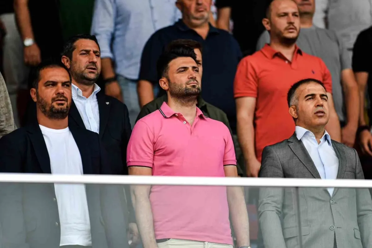 Bursaspor Başkanı Enes Çelik: Artı ve eksilerimizi hamaset yapmadan ortaya koymamız gerekiyor