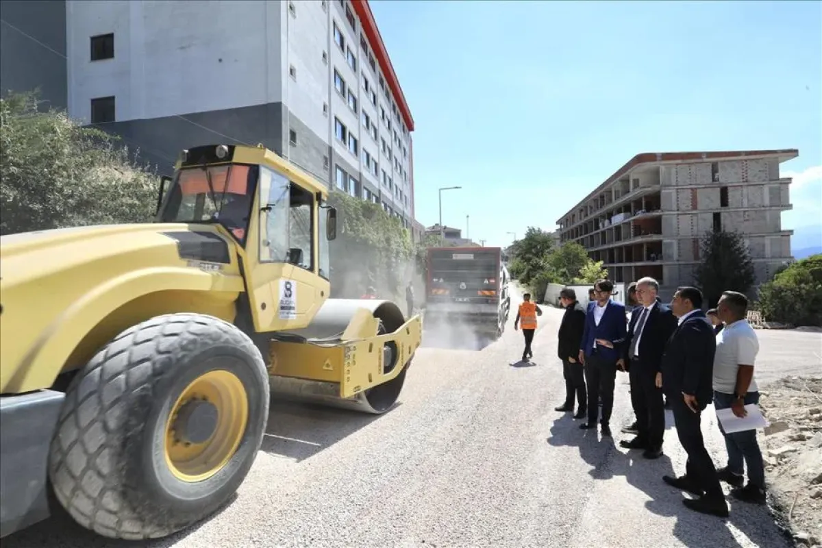 Fatih Mahallesi'nde yeni yollar kaplanıyor!