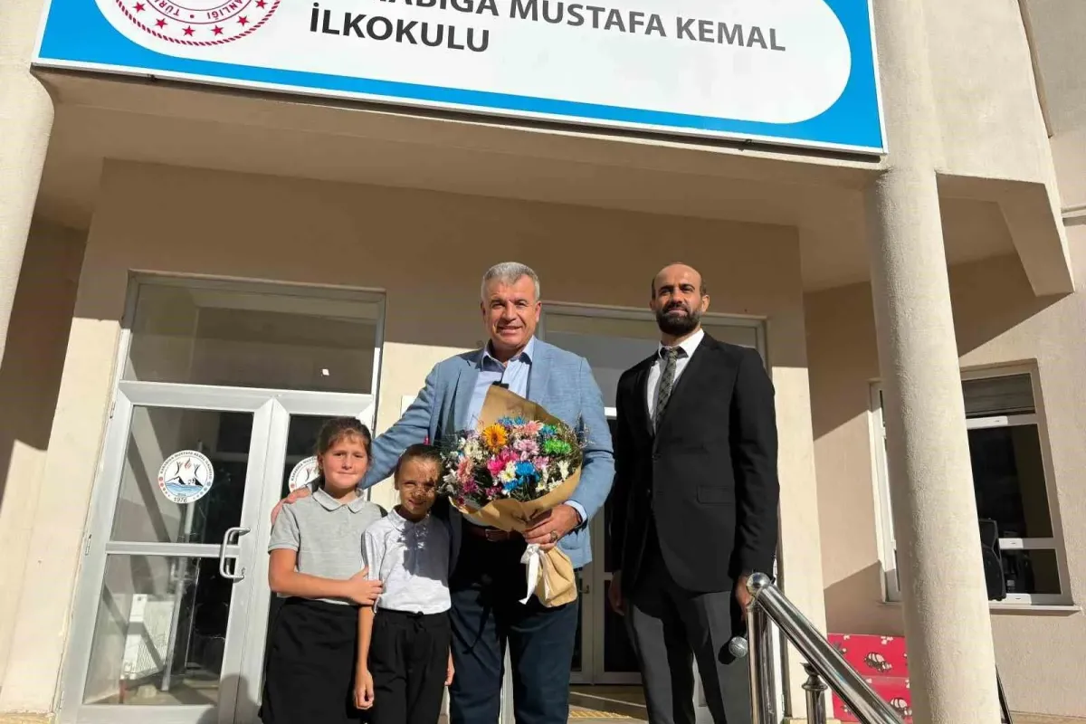 Karabiga Belediyesi’nden çocuklara kırtasiye desteği