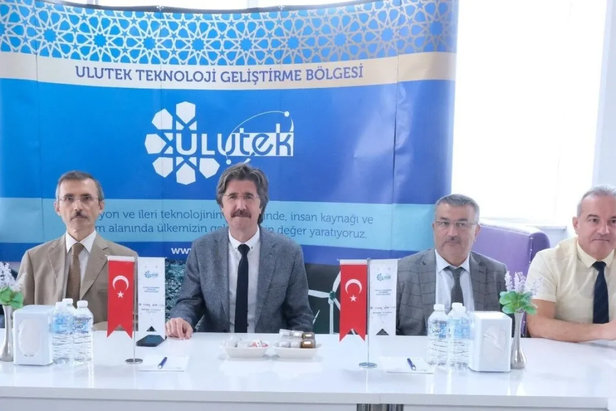 BUÜ Yönetimi ULUTEK firmaları ile bir arada