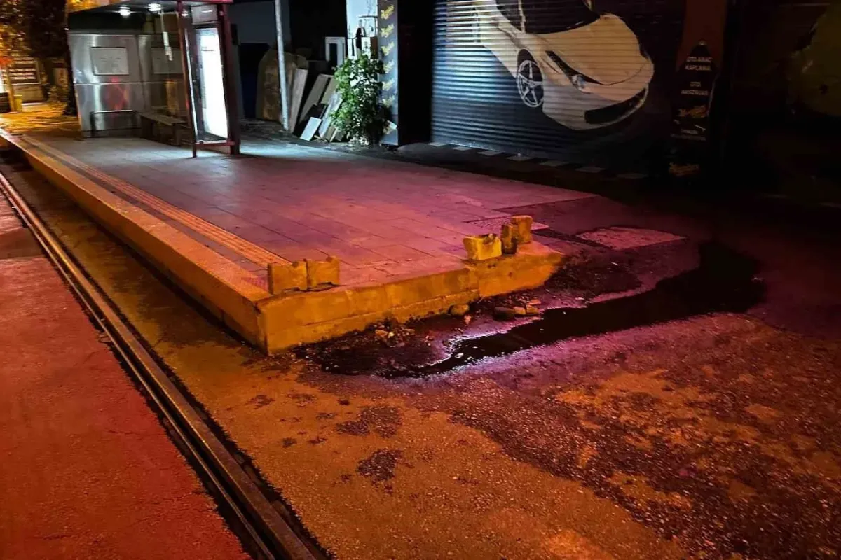 Bursa’da bir garip kaza : Yaya aracın altında kalmaktan son anda kurtuldu