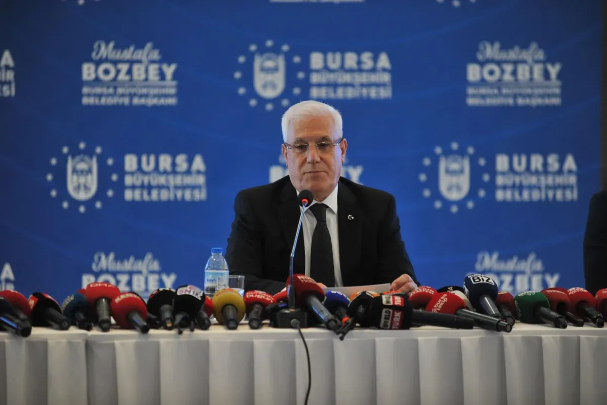 Mustafa Bozbey o isimi hedef gösterdi; Şimdi mi aklına geldi?