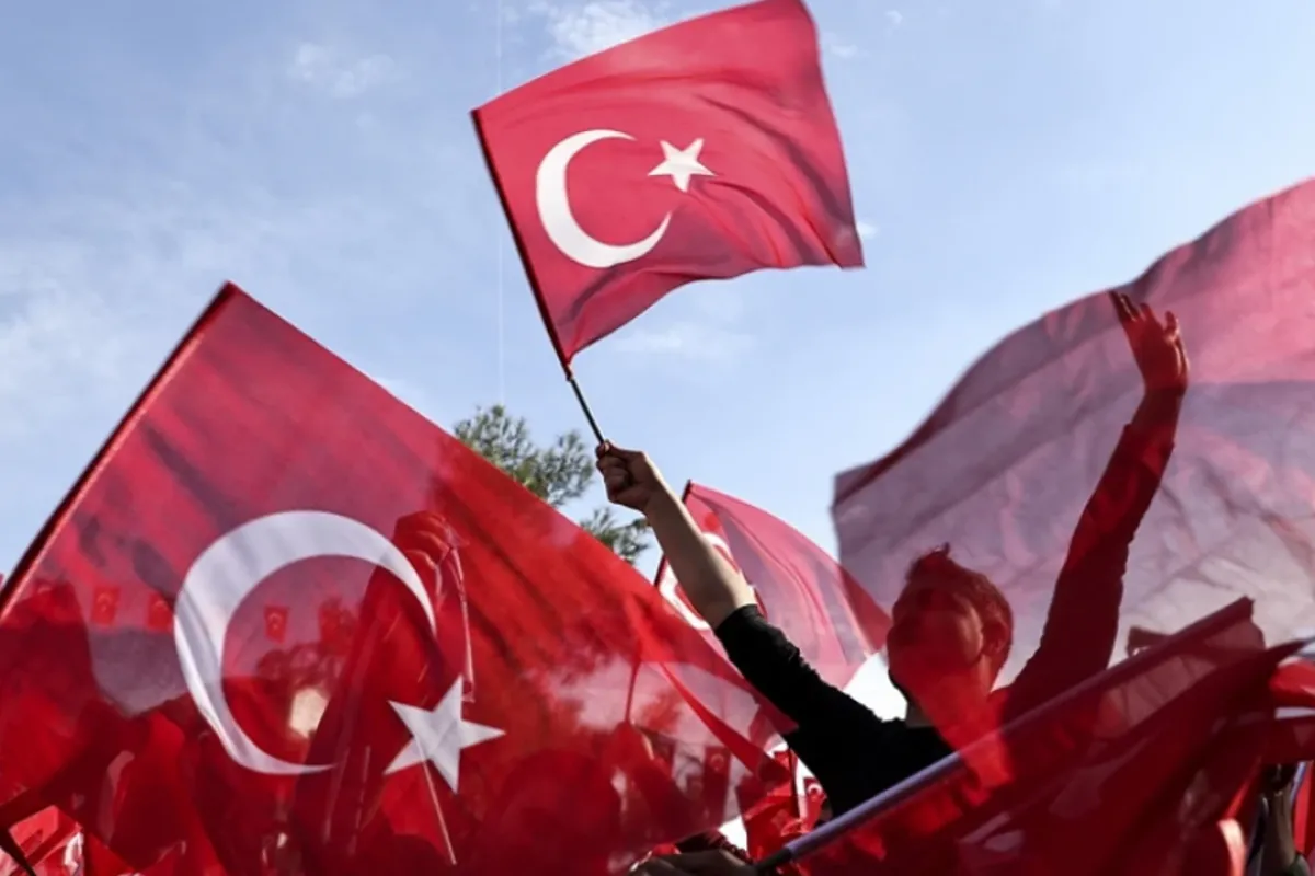 28 Ekim 2024 Okullar Tatil mi? 28 Ekim Pazartesi Yarım Gün Tatil mi?