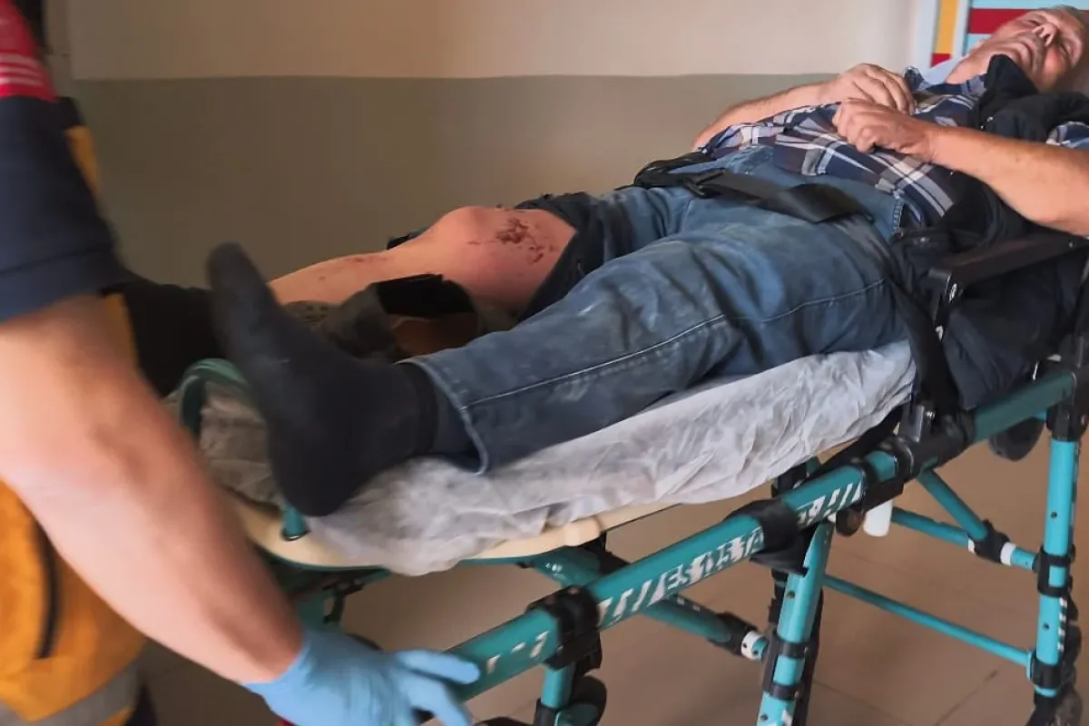 İnegöl'de kontrolden çıkan kamyon duvara çarptı!