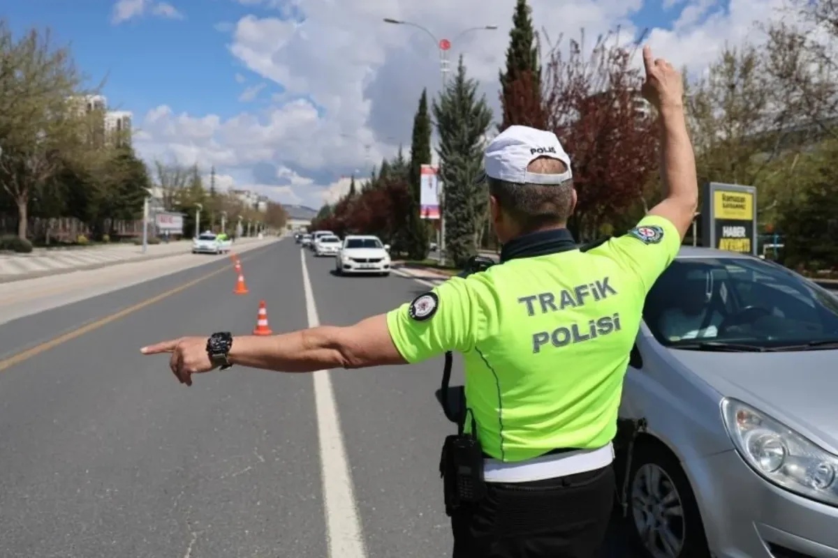 İnegöl'de Trafik Kontrolleri Artıyor: Güvenli Ulaşım İçin Yeni Önlemler