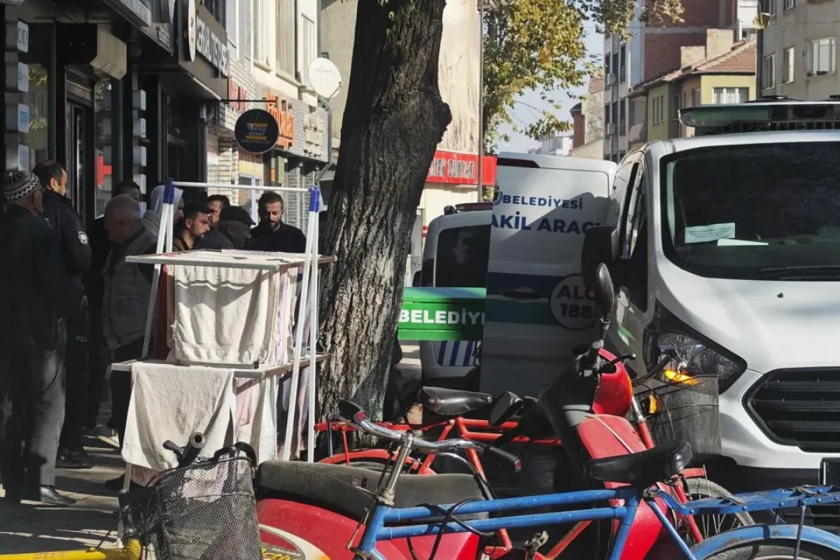 İş yerinde ölü bulundu