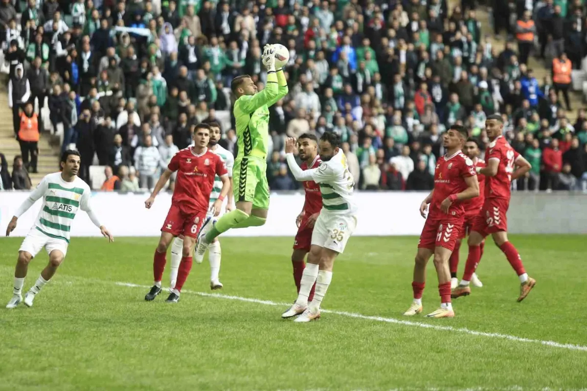 Bursaspor'un tek rakibi Galatasaray