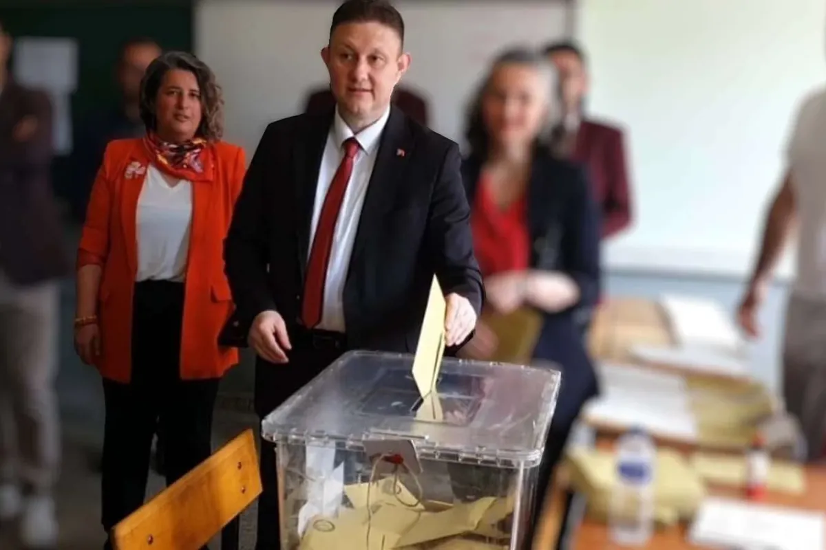 CHP'de flaş gelişme Dönmez ve Kavlan hakkında karar verildi