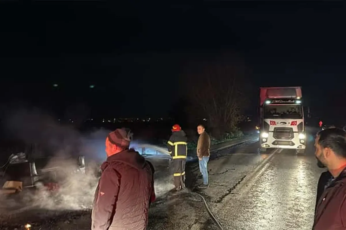 İnegöl’de Alevlere Teslim Olan Kamyonet!