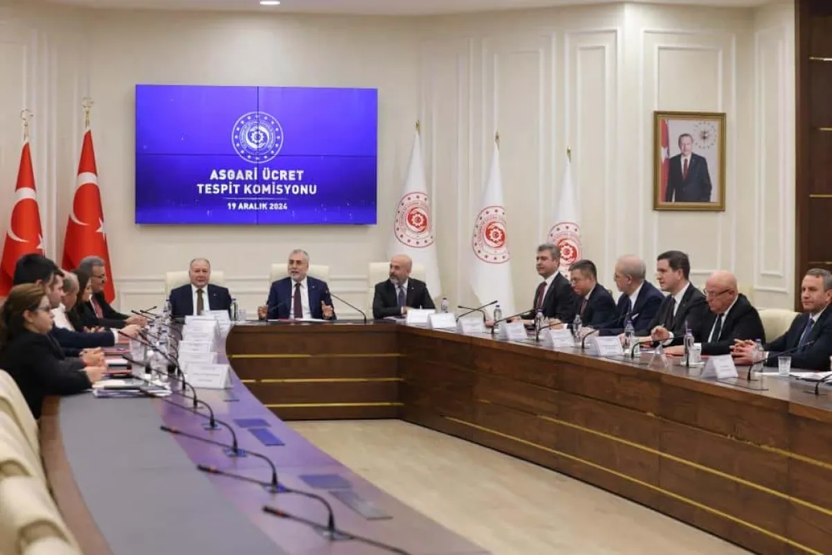 Asgari ücret belli oldu mu? Bakandan toplantı sonrası flaş açıklama