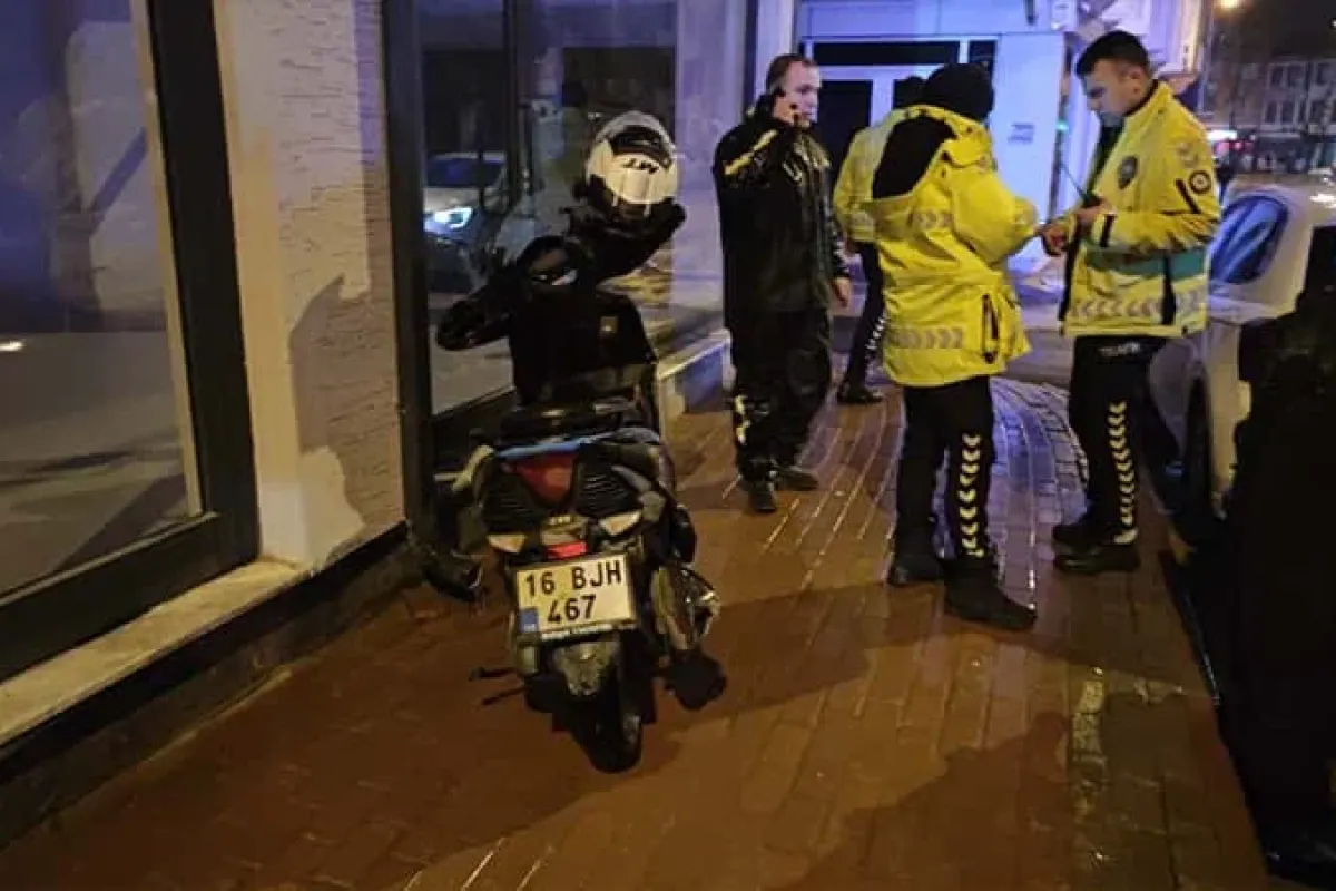 Motosikletin Çarptığı Yaşlı Adam Ölümden Döndü