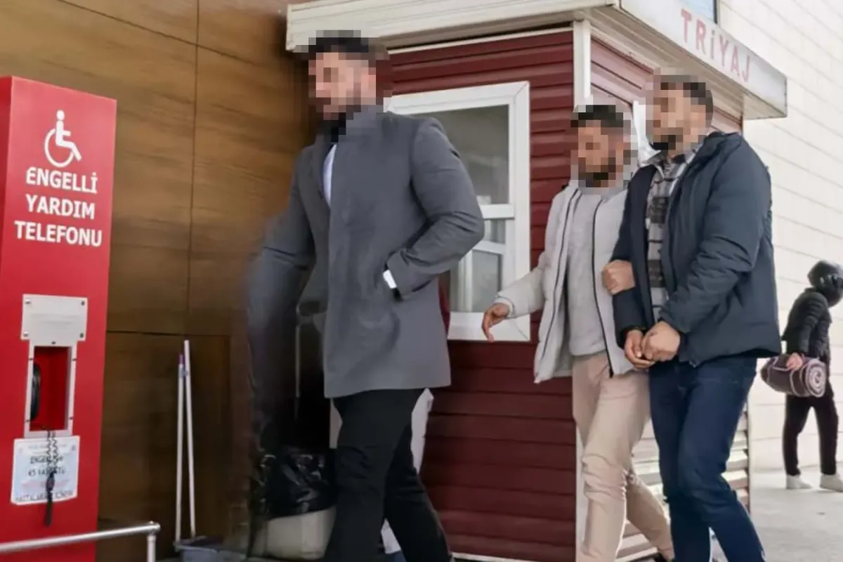 Uyuşturucu taciri kıskıvrak yakalandı