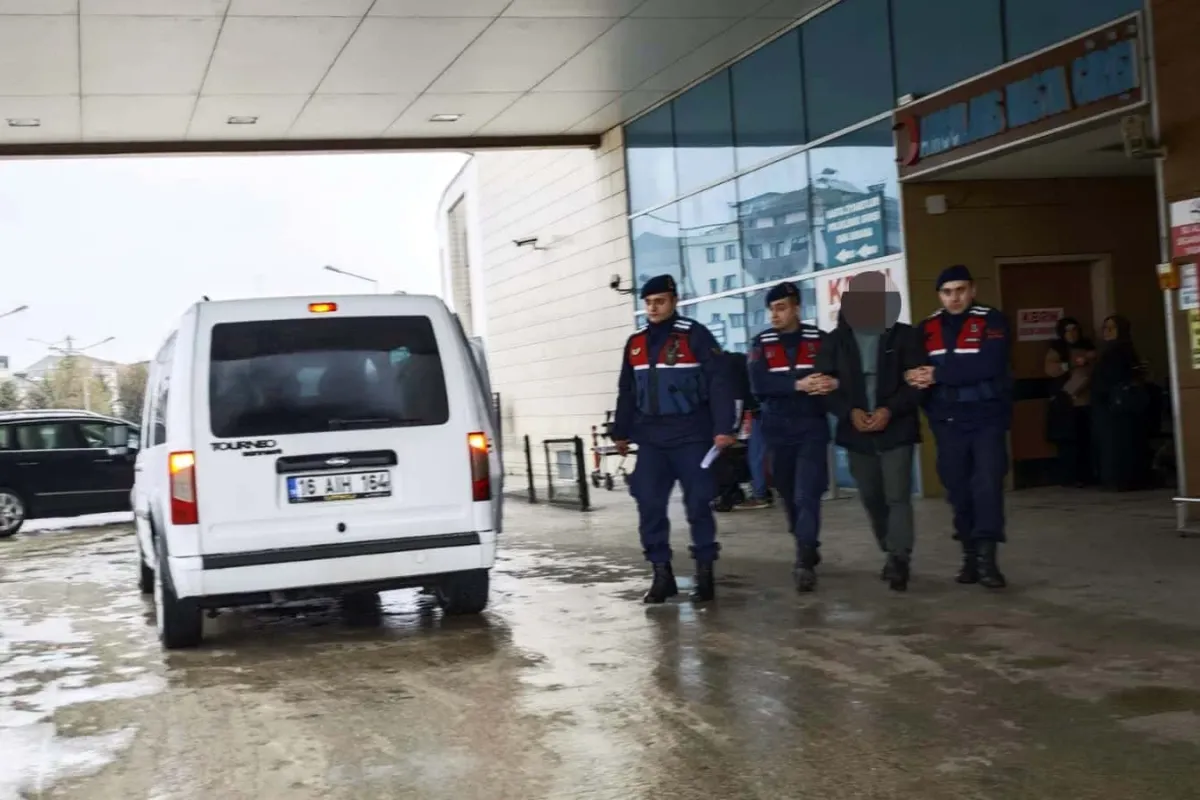 Cinayet zanlısı İnegöl'de saklandığı evde yakalandı
