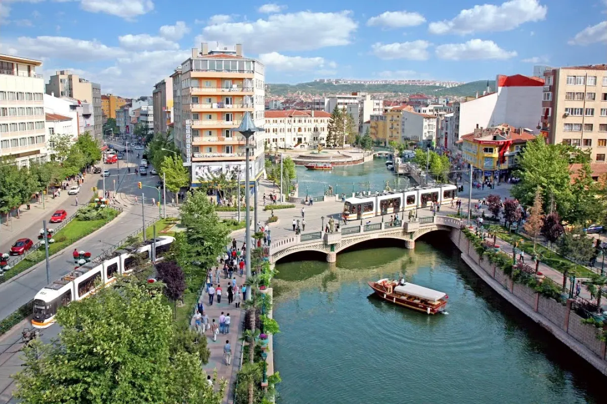 Eskişehir Gezi Rehberi: İşte Mutlaka Görmeniz Gereken Yerler