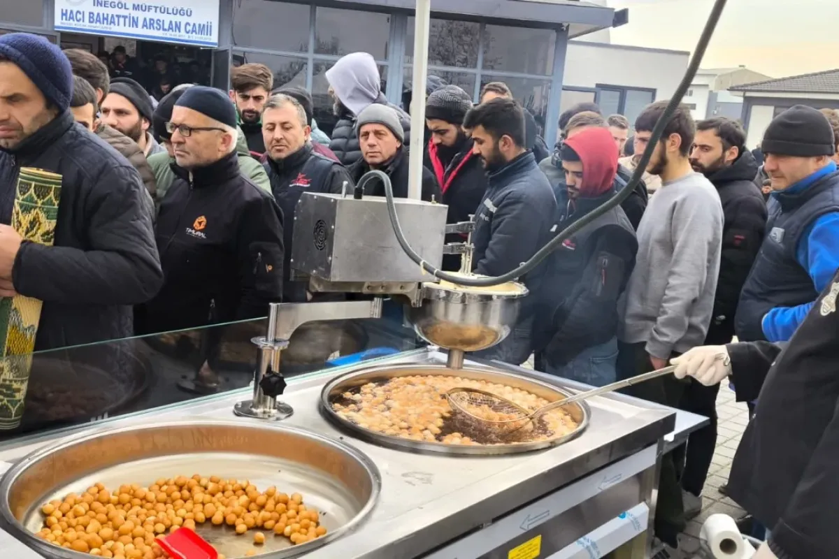 Mobilyacılar Odası’ndan Lokma İkramı