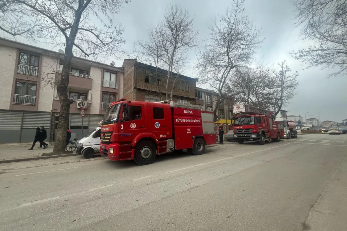 Ahşap Binada Çıkan Baca Yangını Korkuya Neden Oldu