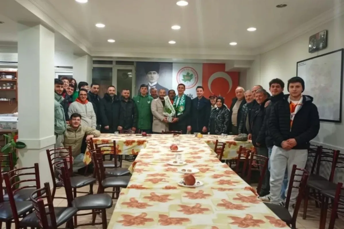 Bursaspor Taraftarlar Derneğinden Muhtarlara Ziyaret