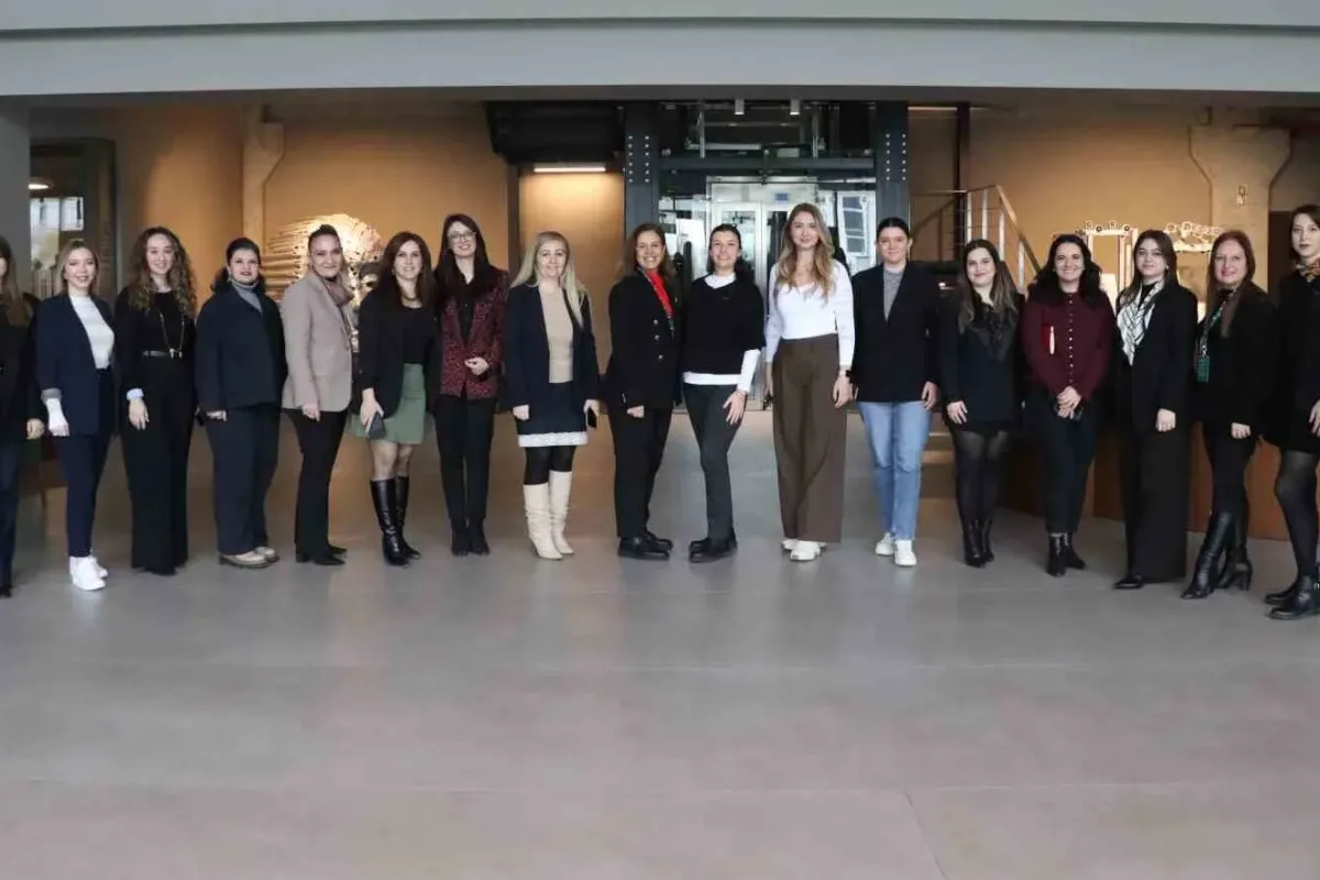 Kadının Güçlenmesi Bursa Platformu, üyeleri bir araya geldi