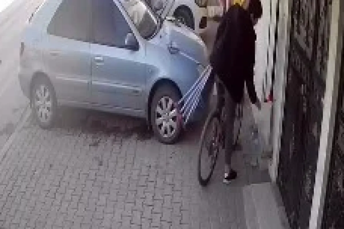 İnegöl'de ütü masalı hırsız kameraya yakalandı!