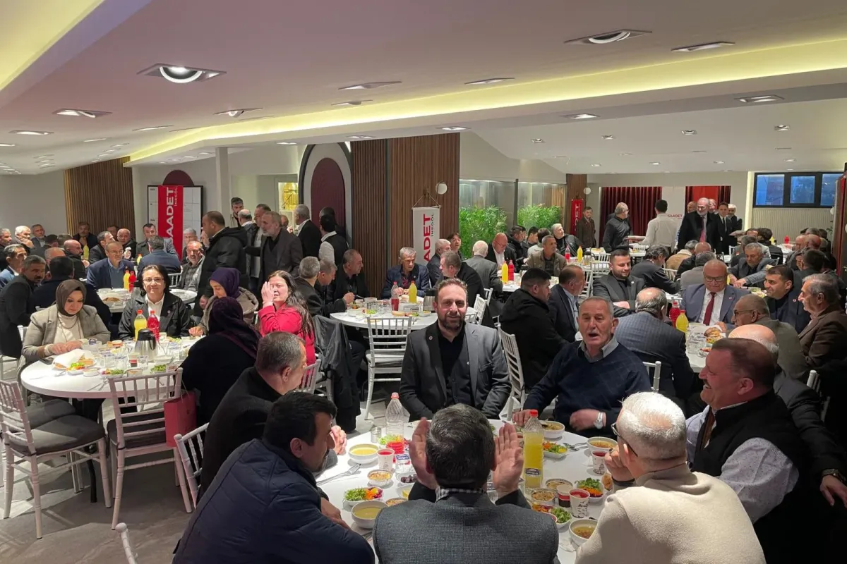 Saadet Partisi İnegöl’de Muhtarlarla İftar Programında Buluştu