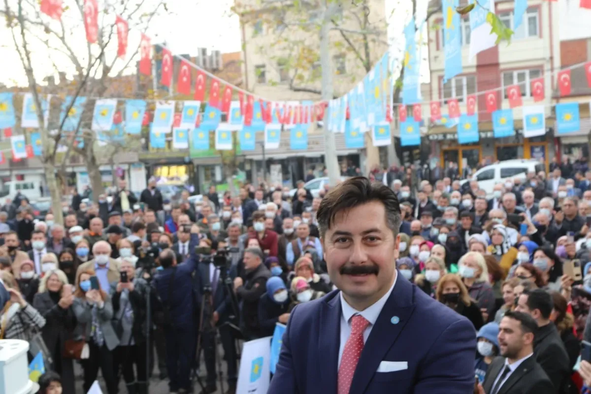 Ercan Özel AK Parti’ye Geçecek mi? Merak Edilen Soruya Cevap Verdi