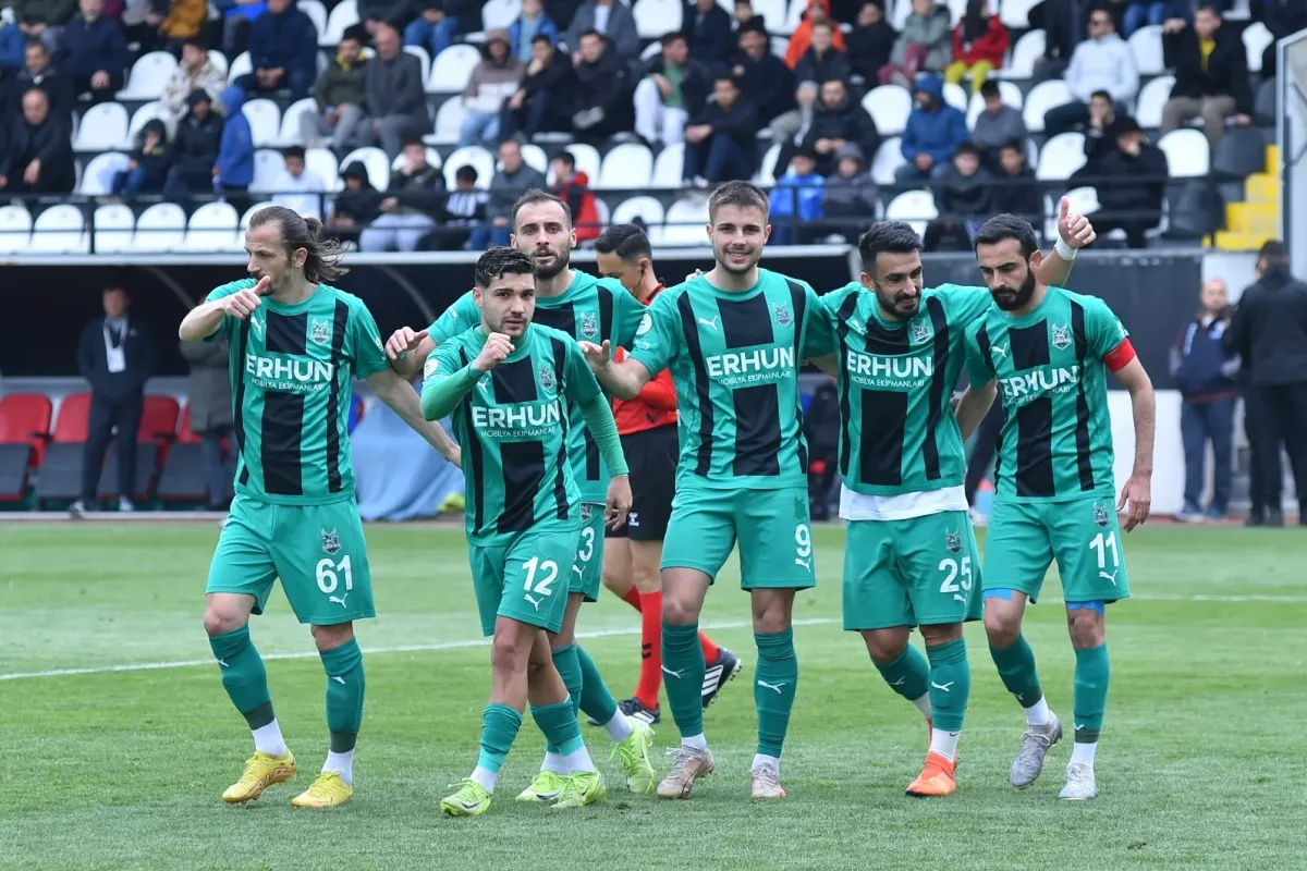 Kafkasspor Ankara'da tarih yazdı