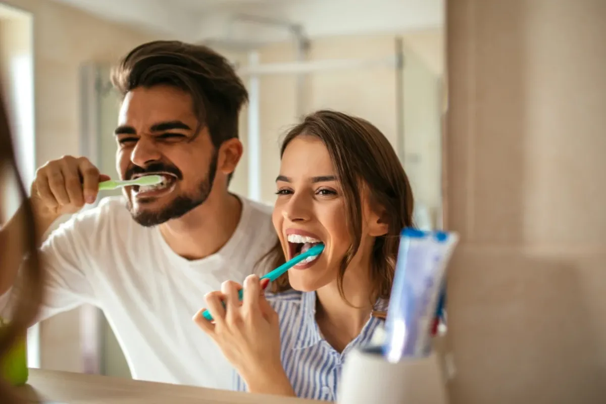 Diş Taşlarını Önlemek İçin Dişlerinizi Bu Yöntemle Fırçalayın