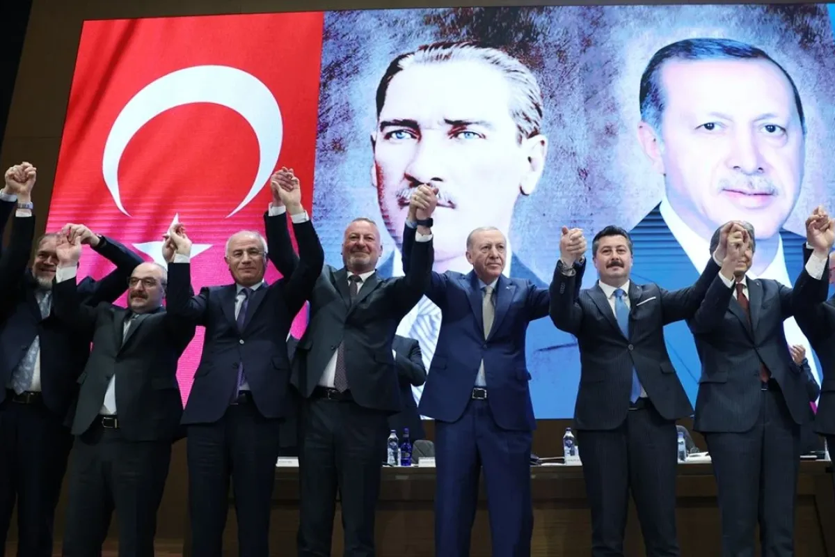 Yenişehir ve Karacabey Belediye Başkanları Resmen AK Parti’ye Katıldı