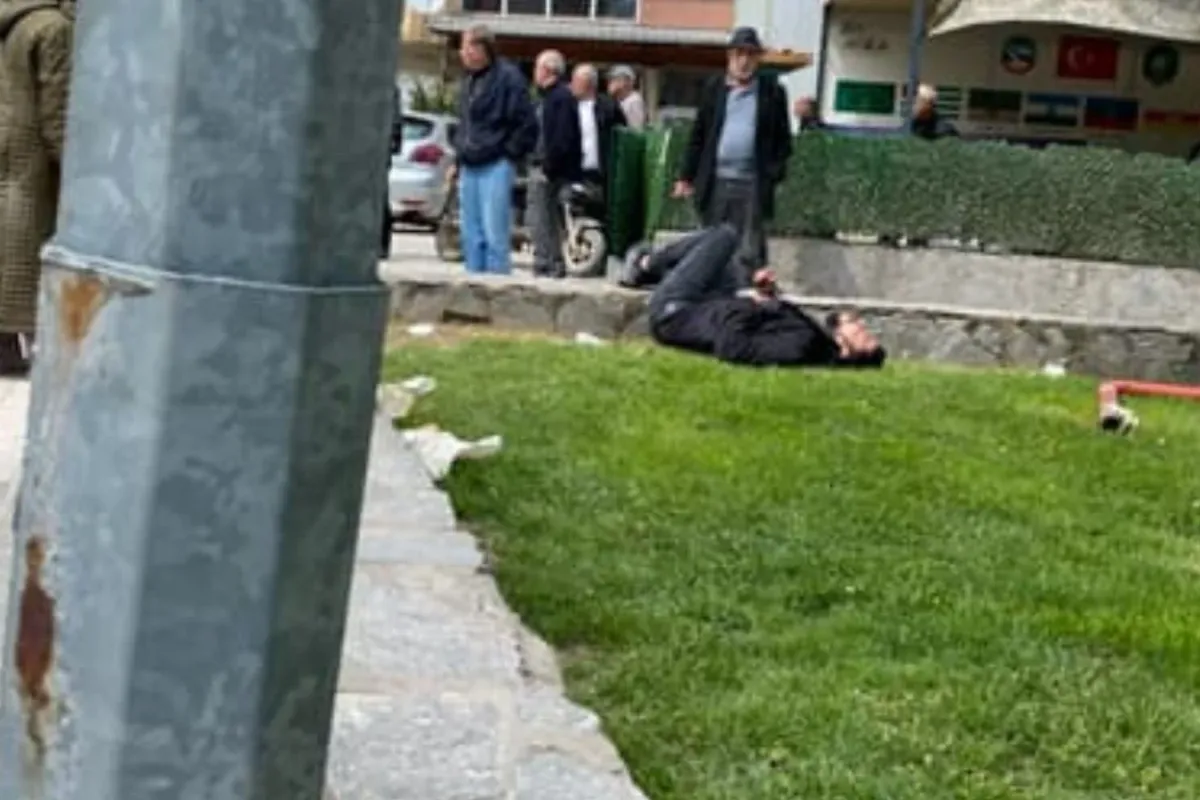 İnegöl'de herkesin gözü önünde bir anda yere yığıldı!