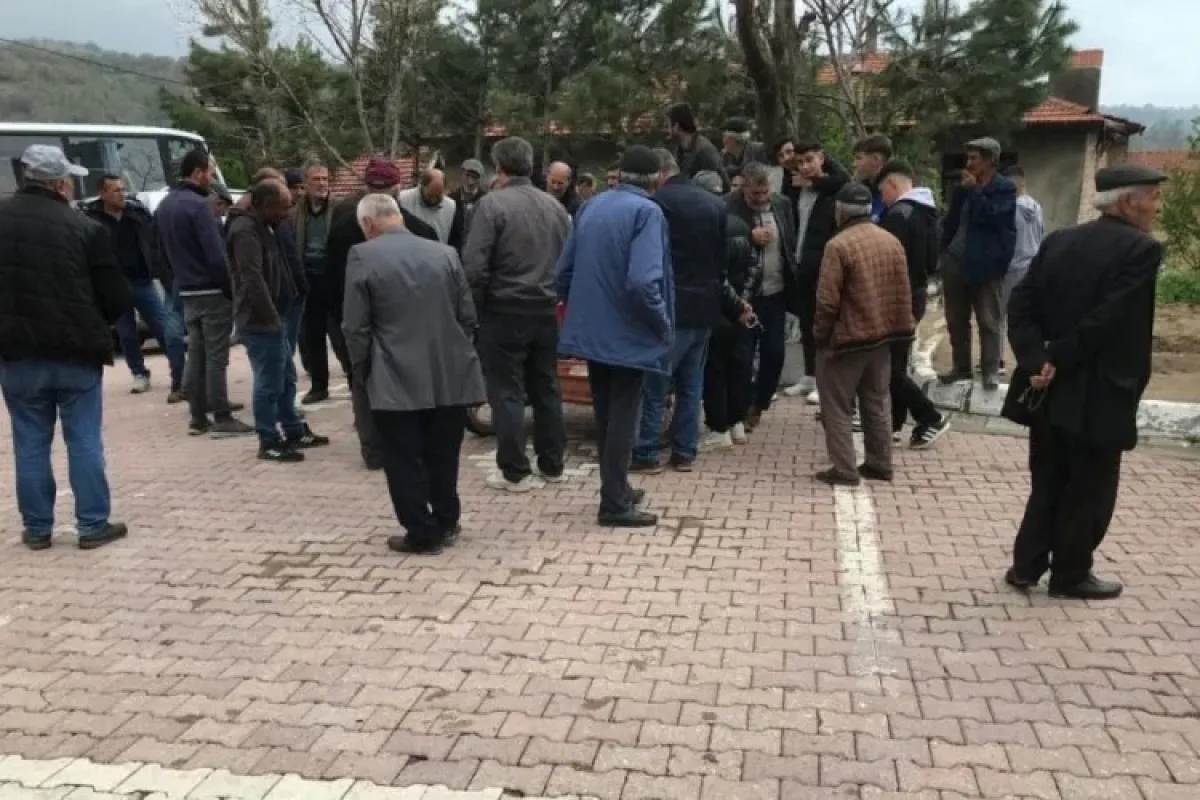 O köyün sakinleri korkudan eve giremiyorlar