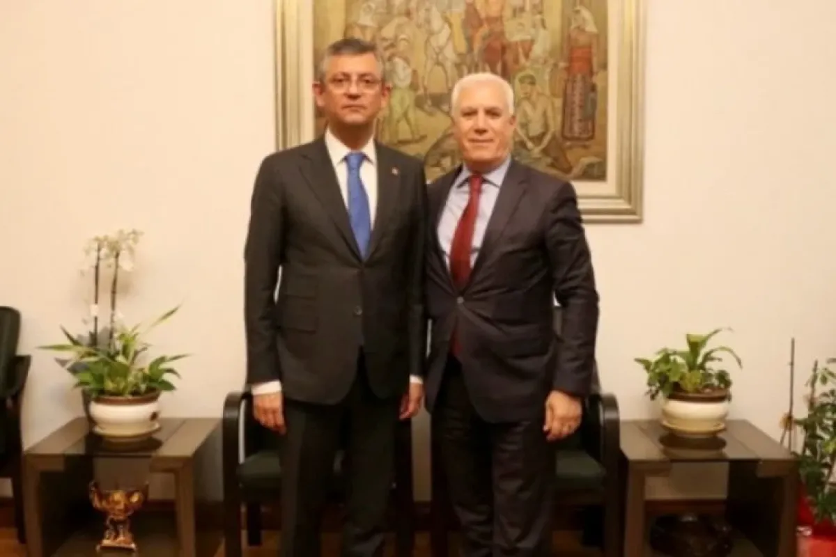 Mustafa Bozbey'den Özgür Özel'e yapılan saldırıya sert tepki!