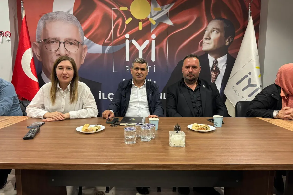 İYİ Parti’den Ümit Özdağ Tepkisi