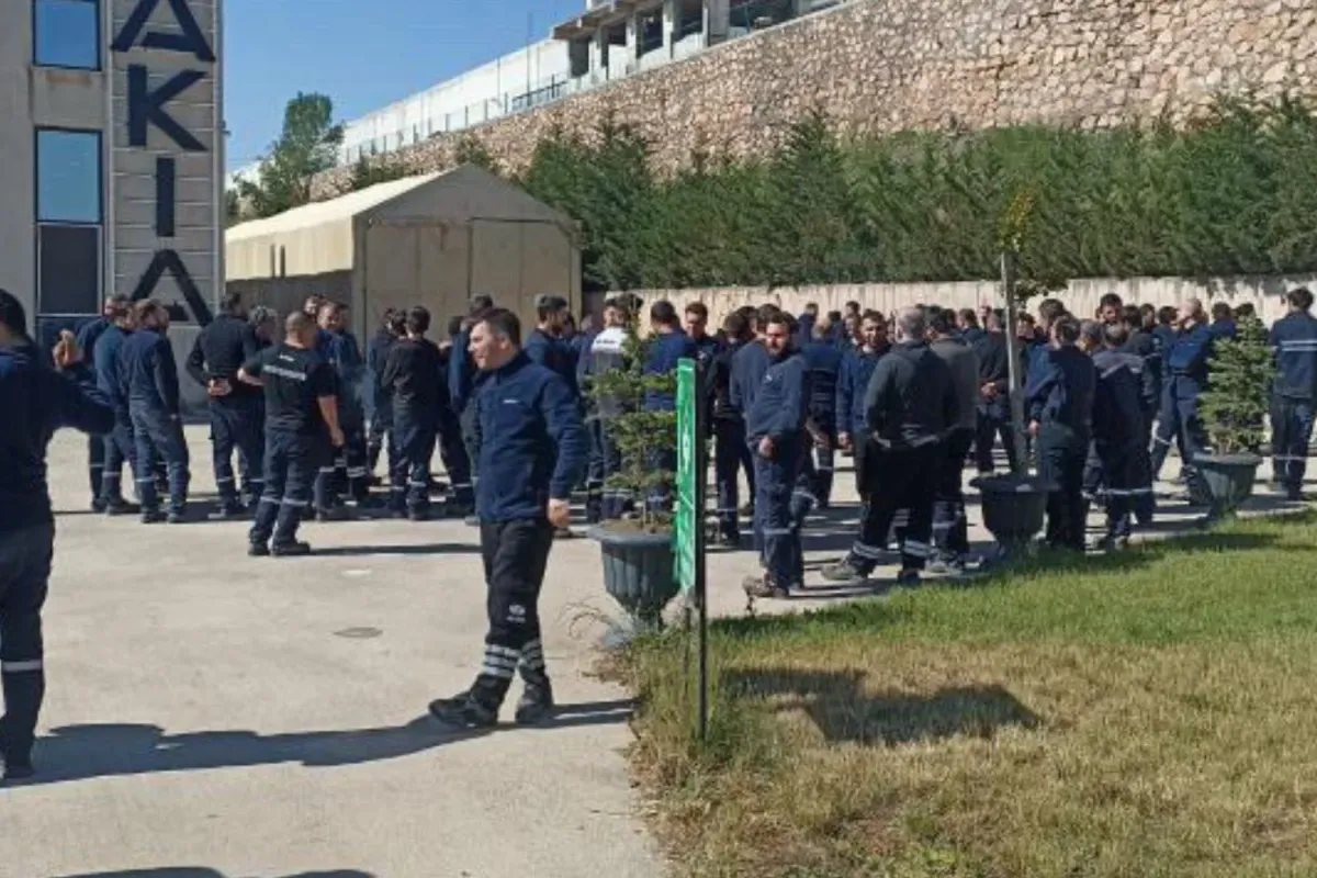 İnegöl’deki o fabrikada işçiler greve başladı!