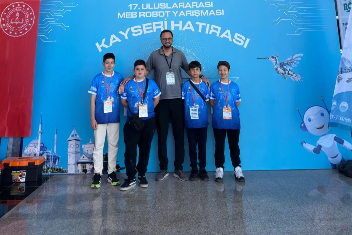 Robotik kodlamada Elit Grup'tan büyük başarı!