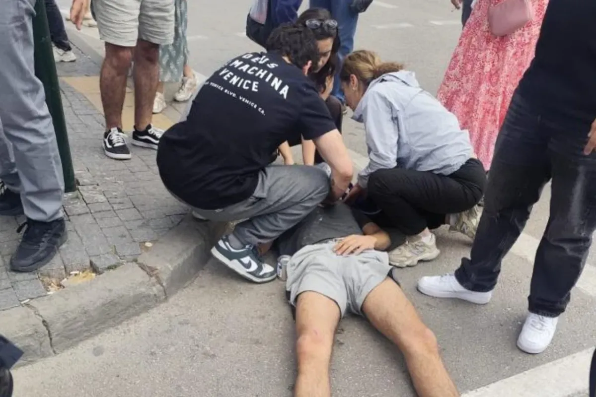 Motosikletli gençler ölümden döndü!