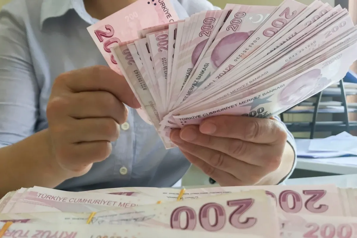 Memur Zammı Yine Enflasyonun Altında Kaldı